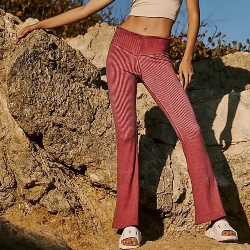 FP Movement by Free People Mark My Words Slim Flares Size S New W/O Tags - Picture 2 of 14